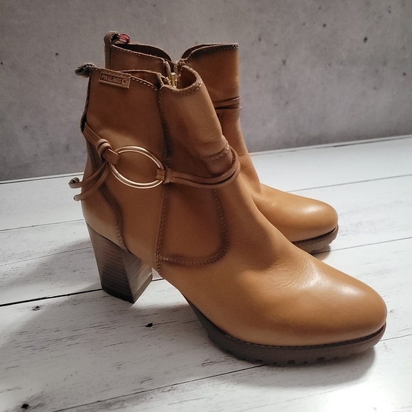 PIKOLINOS Shoes - Pikolino, Connelly Boot, Light Tan, Size 40(81/2-9)